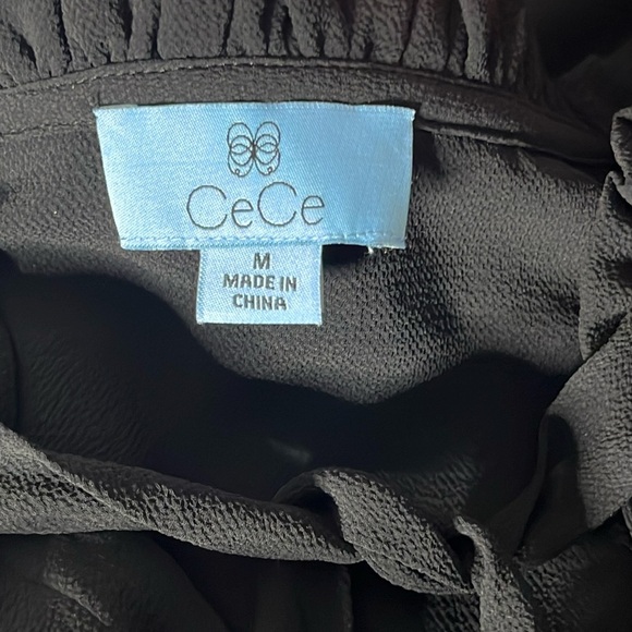 CeCe Women's Black Short Sleeve Ruffled V-Neck Tie Blouse Size M. ((B5)) - Picture 4 of 5